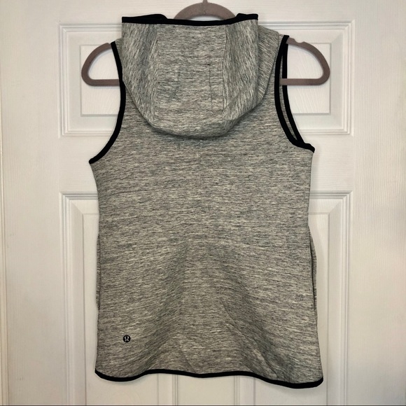 LULULEMON Insculpt Vest Light Heathered Grey 4 - Picture 6 of 10